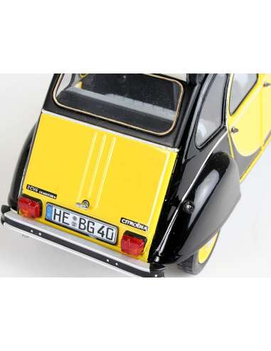 Maqueta 1/24 Citroen 2Cv Charleston