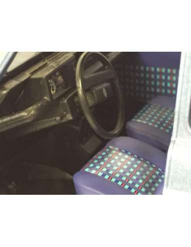 Coche 1:18 Renault 4L Gtl Clan 1989 Ble