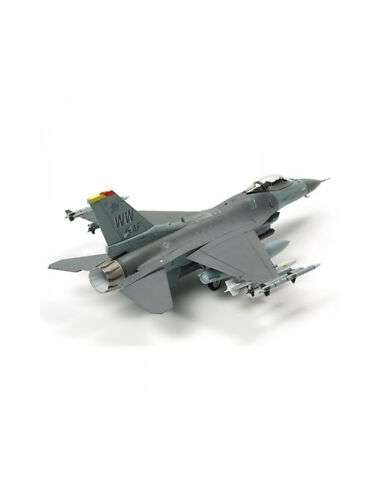 Maqueta 1:72 F-16CJ w/FULL EQUIPMENT