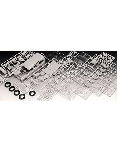 Maqueta Land Rover Serie III LWB 1/24