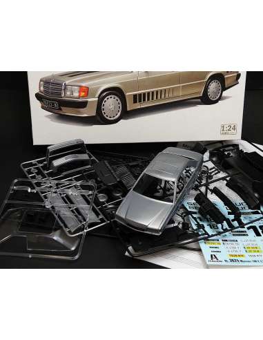 Maqueta Coche Mercedes Benz 190E 1/24