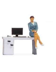 Tiny Scenes En La Oficina...