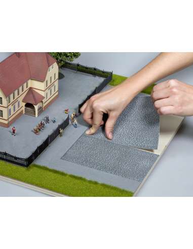 PLAZA DE ADOQUINES, GRIS